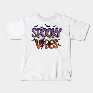 Spooky Vibes spider web Kids T-Shirt